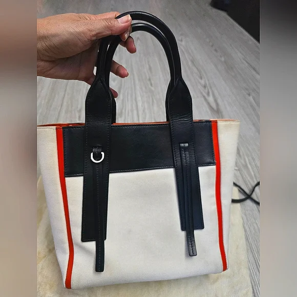 Prada Bag - Picture 3 of 11